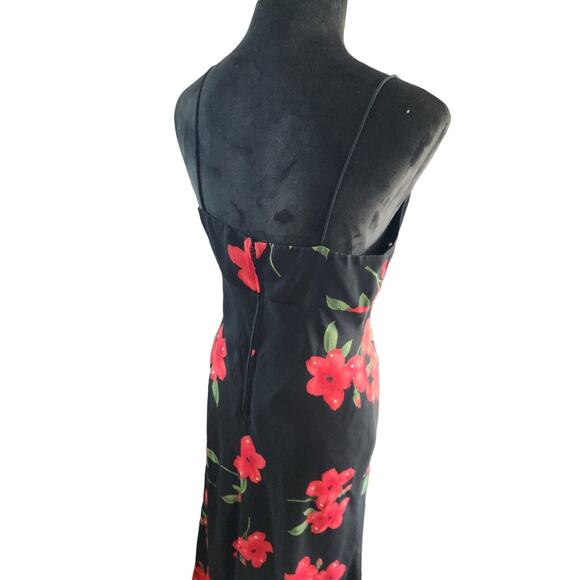 betsy and adam By Jalene dress Black With Red Flower Rhinestones 10 Pre-owned - Picture 5 of 9